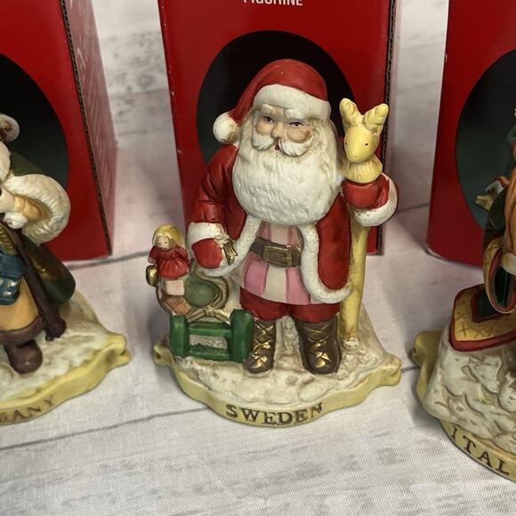 Santas of the Nations Lot of 6 Hand Painted Porcelain Figurines w/ Boxes 1991 - Picture 8 of 16